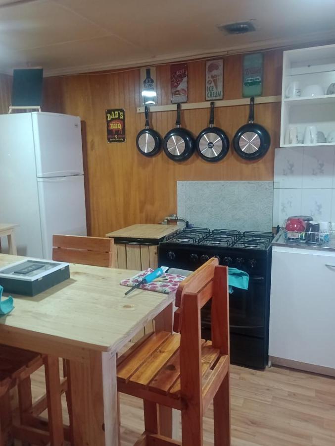 Isla Yu Backpacker Hostel Puerto Natales Exterior photo