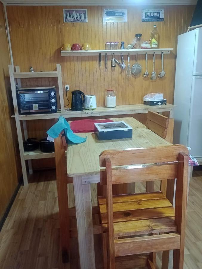 Isla Yu Backpacker Hostel Puerto Natales Exterior photo